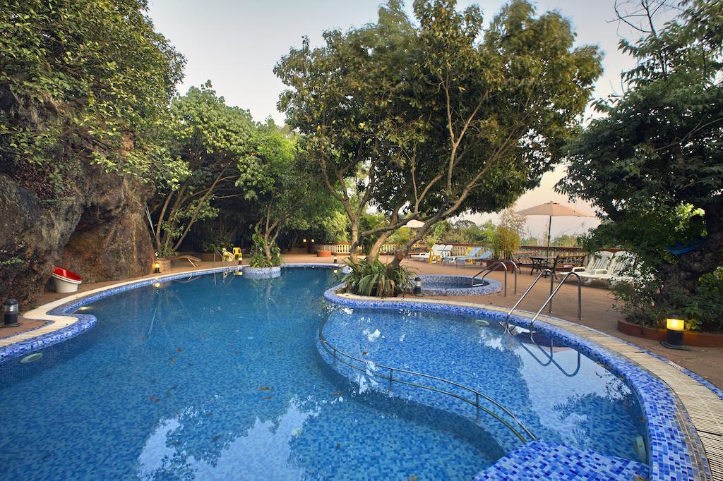 Bella Vista Resort Mahabaleshwar Bagian luar foto