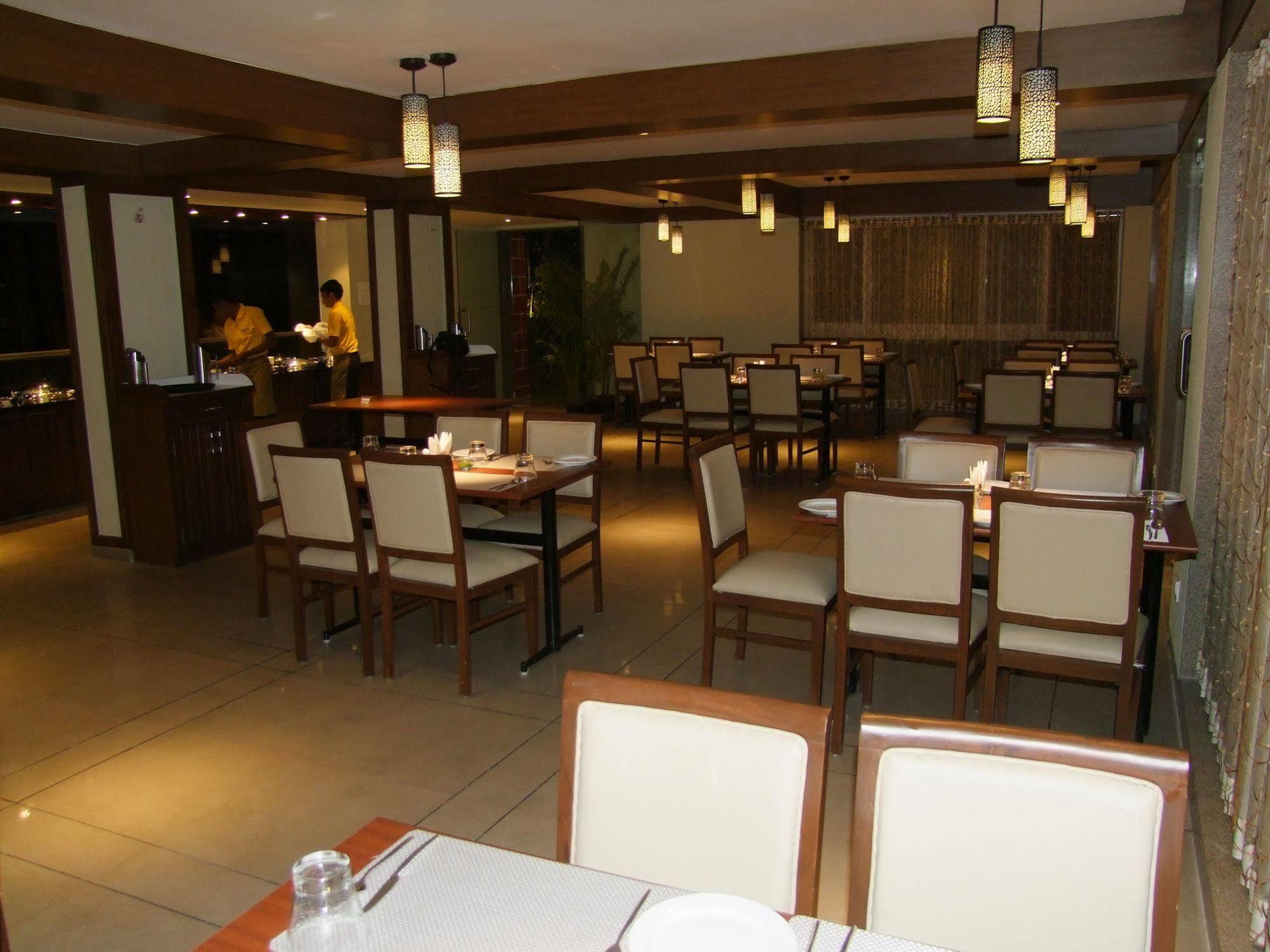 Bella Vista Resort Mahabaleshwar Bagian luar foto